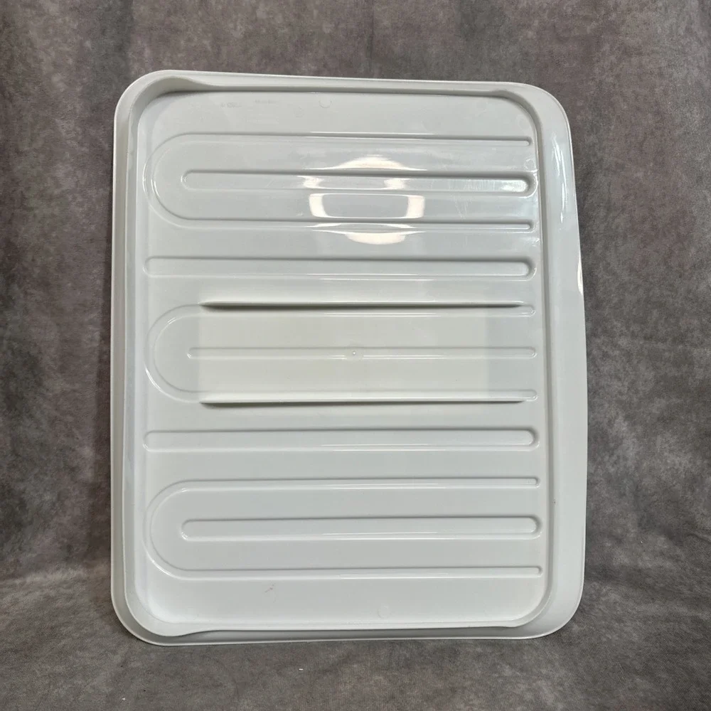 RUBBERMAID Large Drain Board White 18x14.7x1.3